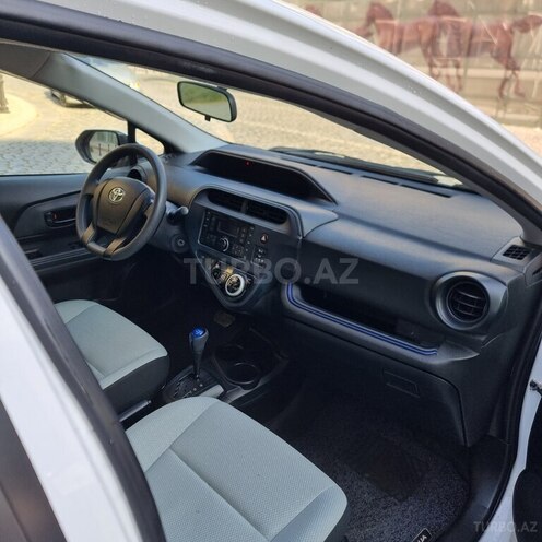 Toyota Aqua 2019, 121,000 km - 1.5 l - Bakı