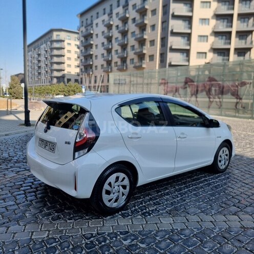Toyota Aqua 2019, 121,000 km - 1.5 l - Bakı