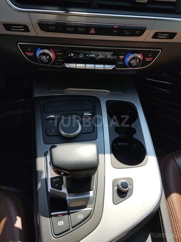 Audi Q7 2019, 84,400 km - 2.0 l - Bakı
