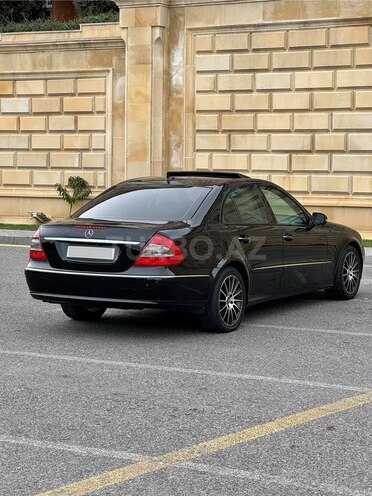 Mercedes E 220 d-6