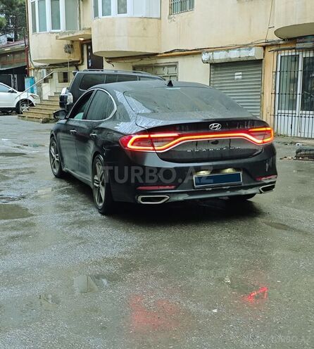Hyundai Grandeur-6