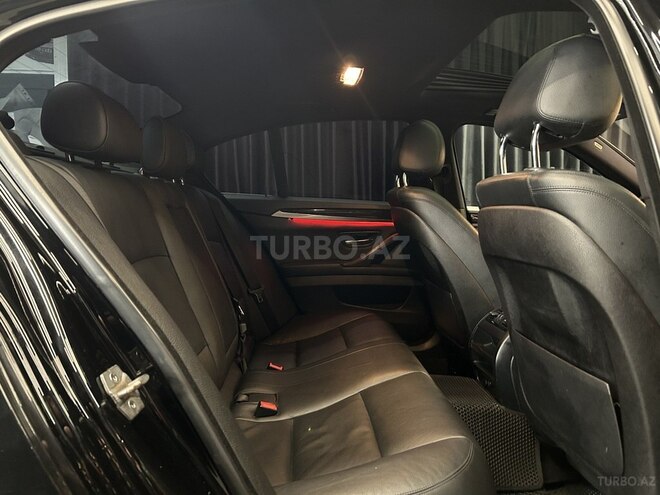 BMW 530 2015, 156,000 km - 2.0 л - Bakı