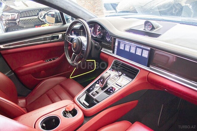 Porsche Panamera GTS 2019, 37,000 km - 4.0 l - Bakı