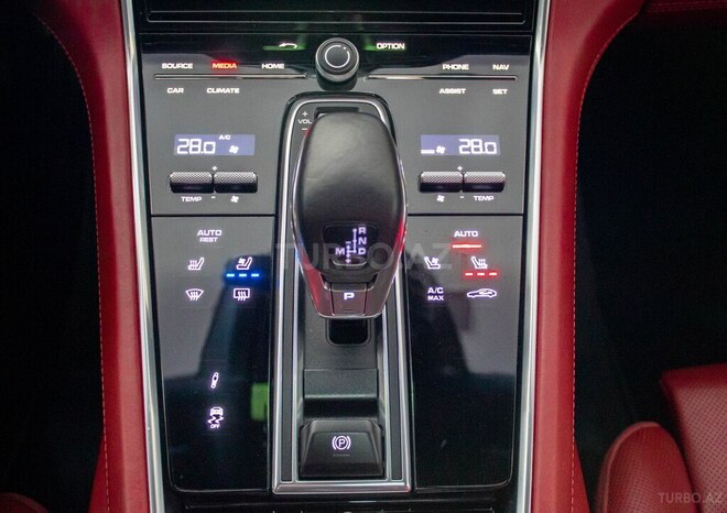 Porsche Panamera GTS 2019, 37,000 km - 4.0 l - Bakı