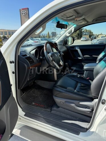 Toyota Land Cruiser Prado 2012, 68,000 km - 2.7 л - Gəncə