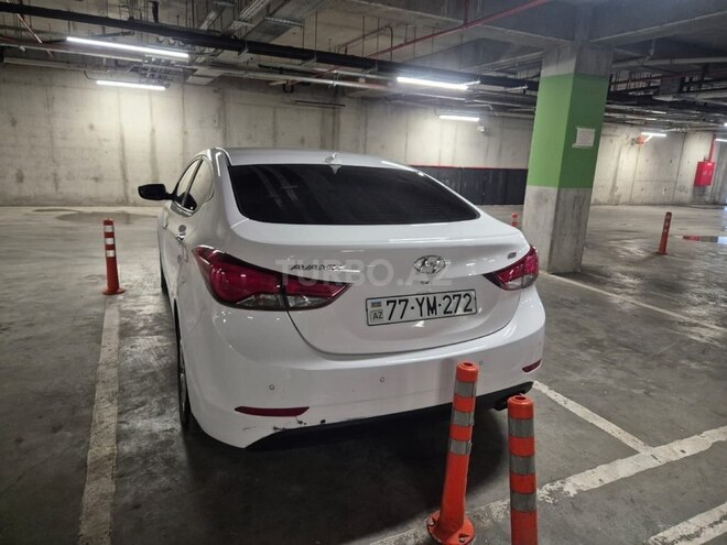 Hyundai Avante 2015, 121,577 km - 1.6 л - Bakı