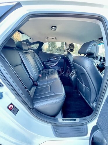 Hyundai Grandeur 2016, 181,500 km - 2.2 л - Bakı