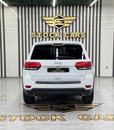 Jeep Grand Cherokee-4