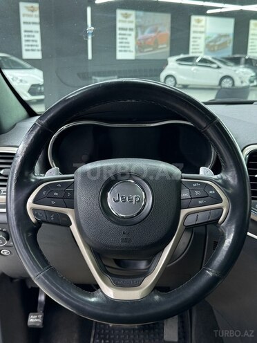Jeep Grand Cherokee-6