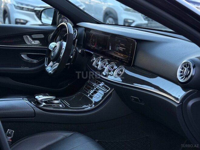 Mercedes E 300-6