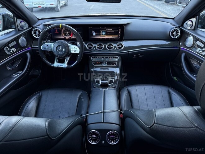 Mercedes E 300-7