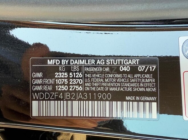 Mercedes E 300-14
