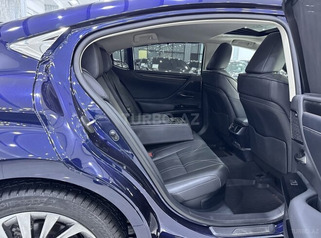 Lexus ES 300h 2023, 23,700 km - 2.5 л - Bakı