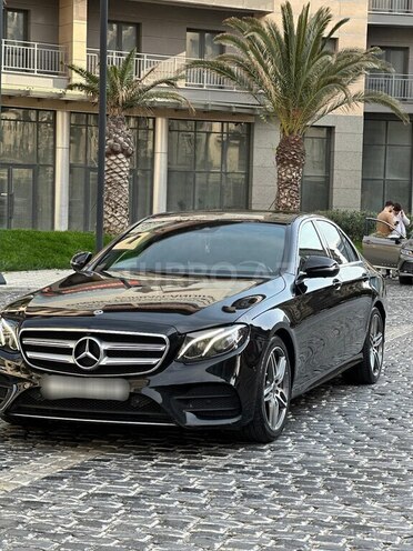 Mercedes E 220 d 2017, 303,000 km - 2.0 l - Bakı