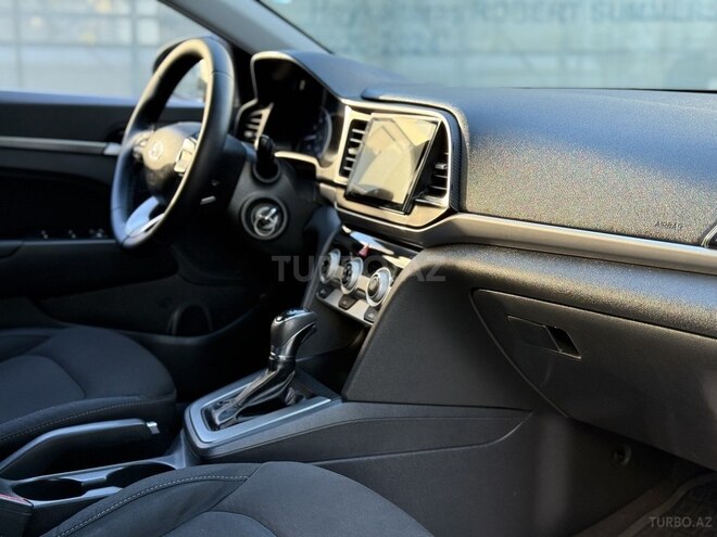 Hyundai Elantra 2019, 89,900 km - 1.6 л - Bakı