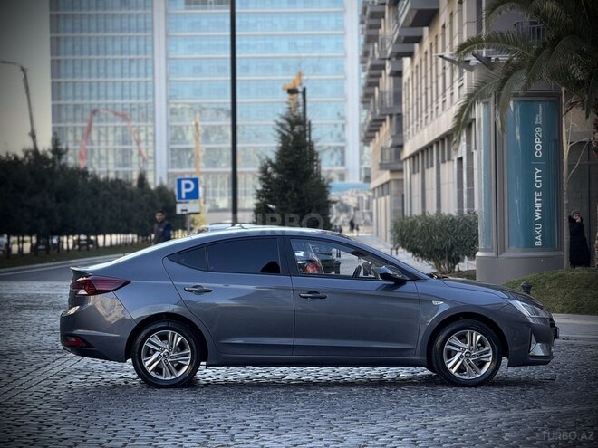 Hyundai Elantra 2019, 89,900 km - 1.6 л - Bakı