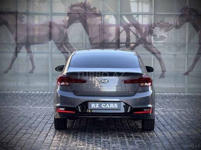 Hyundai Elantra 2019, 89,900 km - 1.6 л - Bakı