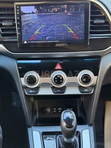 Hyundai Elantra 2019, 89,900 km - 1.6 л - Bakı
