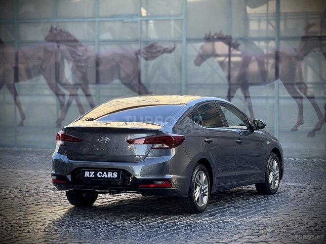 Hyundai Elantra 2019, 89,900 km - 1.6 л - Bakı