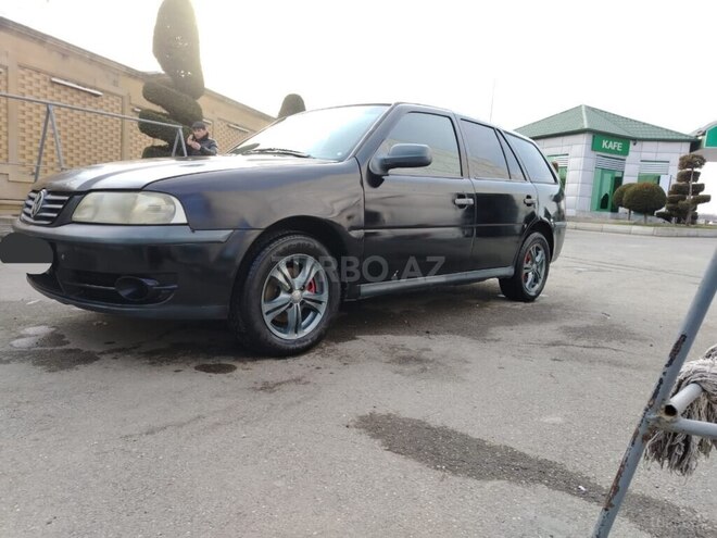 Volkswagen  2005, 227,369 km - 1.8 л - Bakı