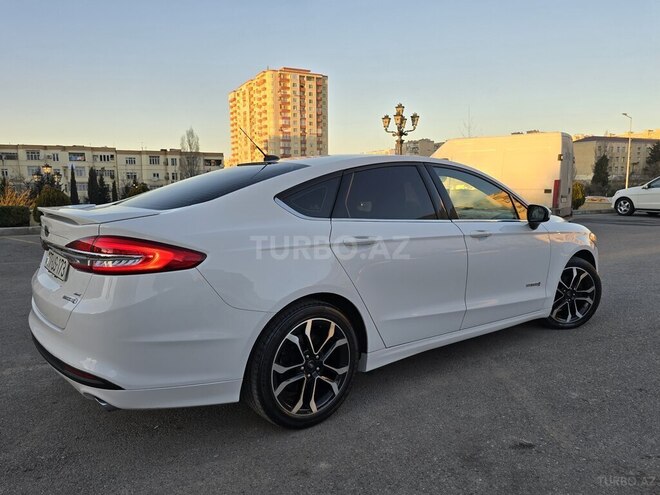 Ford Fusion (North America) 2017, 113,000 km - 2.0 л - Bakı