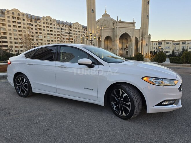 Ford Fusion (North America) 2017, 113,000 km - 2.0 л - Bakı