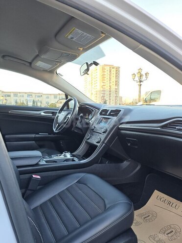 Ford Fusion (North America) 2017, 113,000 km - 2.0 л - Bakı