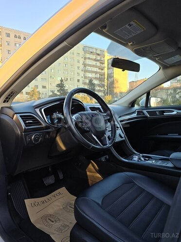 Ford Fusion (North America) 2017, 113,000 km - 2.0 л - Bakı