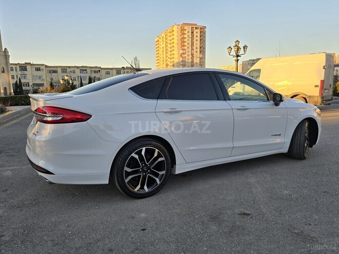 Ford Fusion (North America) 2017, 113,000 km - 2.0 л - Bakı