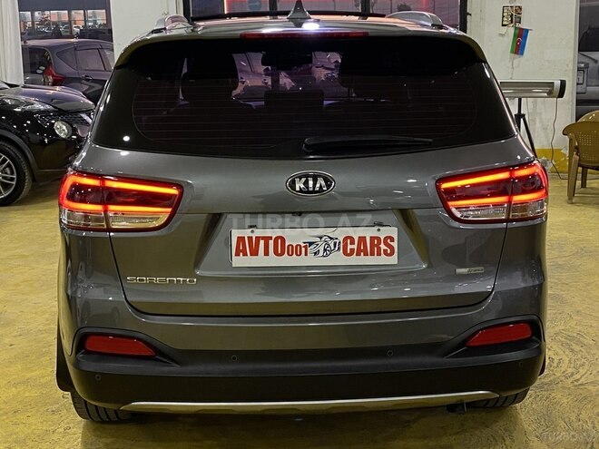 Kia Sorento-10