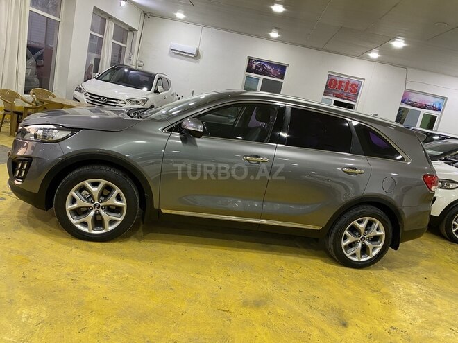 Kia Sorento-6