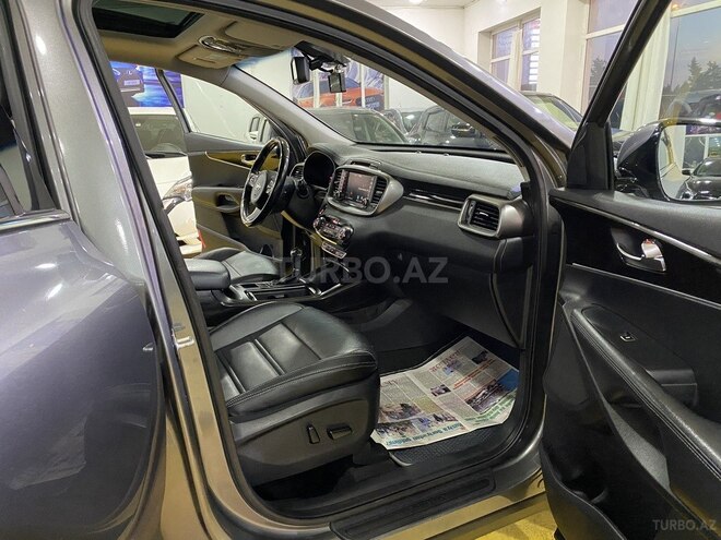 Kia Sorento-15