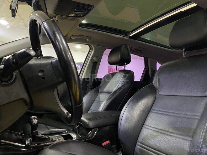 Kia Sorento-16