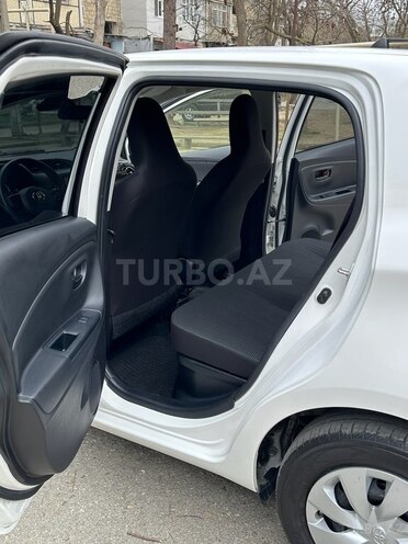 Toyota Vitz 2019, 94,000 km - 1.5 l - Bakı