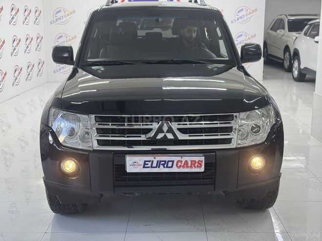 Mitsubishi Pajero 2009, 320,000 km - 3.2 l - Bakı