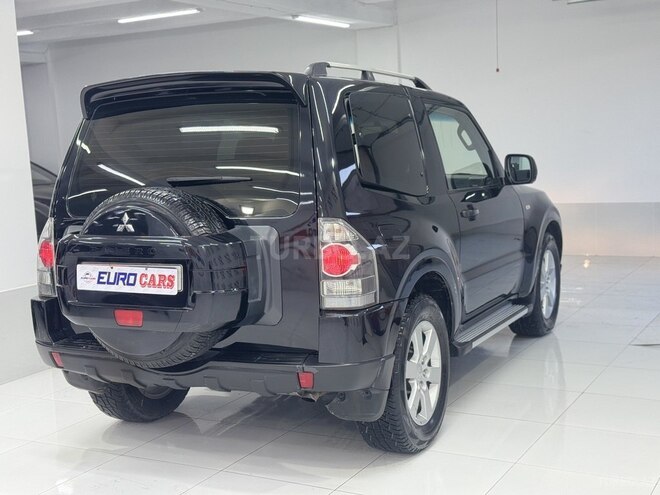 Mitsubishi Pajero 2009, 320,000 km - 3.2 l - Bakı