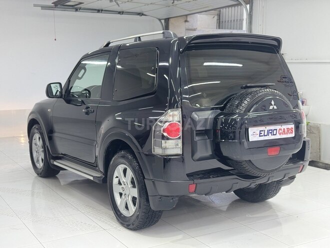 Mitsubishi Pajero 2009, 320,000 km - 3.2 l - Bakı