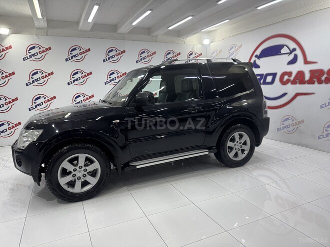 Mitsubishi Pajero 2009, 320,000 km - 3.2 l - Bakı