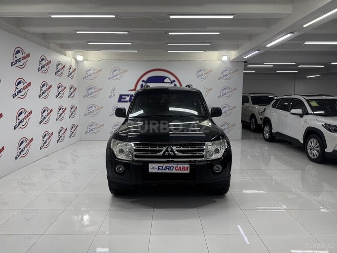Mitsubishi Pajero 2009, 320,000 km - 3.2 l - Bakı