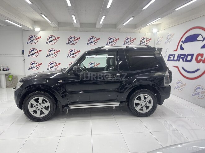 Mitsubishi Pajero 2009, 320,000 km - 3.2 l - Bakı
