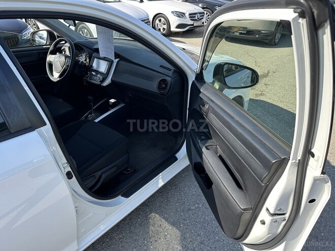 Toyota Corolla Fielder 2019, 112,000 km - 1.5 л - Bakı