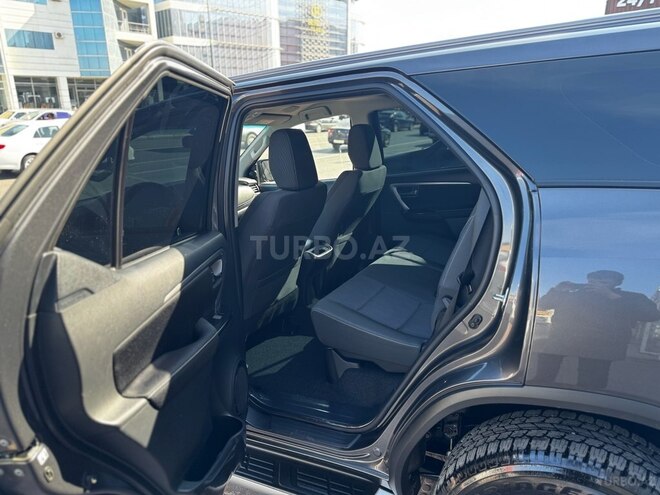 Toyota Fortuner 2022, 24,812 km - 2.8 л - Bakı