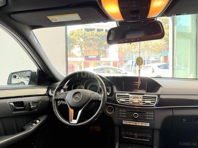 Mercedes E 220 d-12