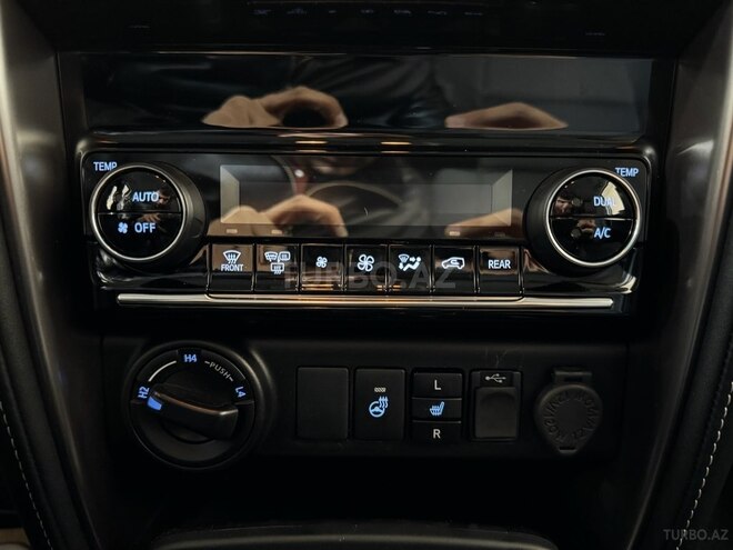 Toyota Fortuner 2022, 24,812 km - 2.8 л - Bakı