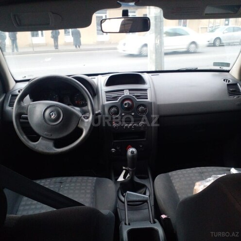 Renault Megane-7
