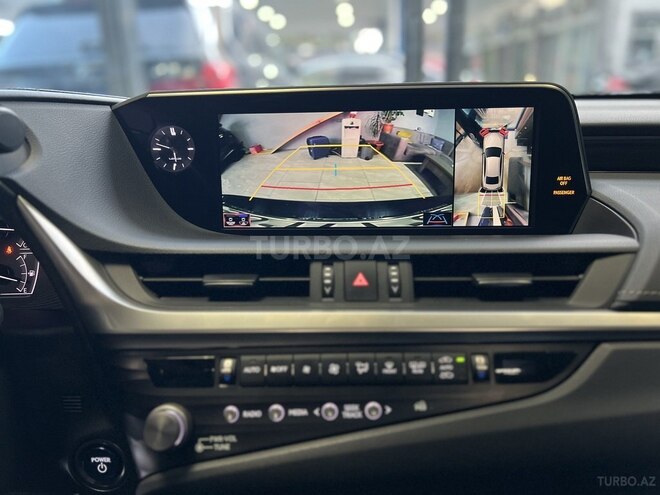 Lexus ES 300h 2021, 55,000 km - 2.5 л - Bakı
