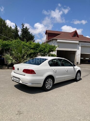 Volkswagen Passat 2014, 201,000 km - 1.8 l - Bakı