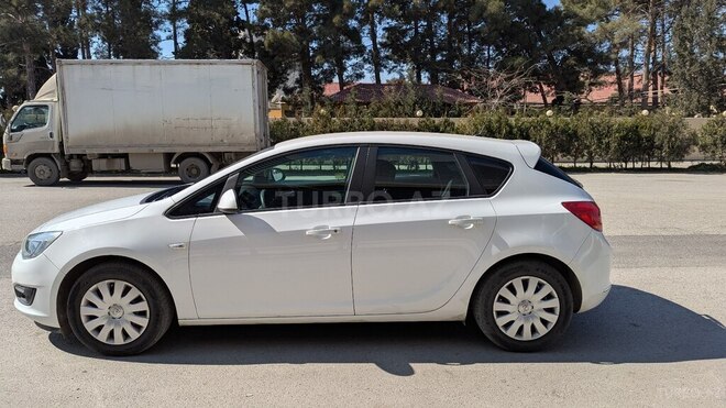 Opel Astra 2013, 251,000 km - 1.4 l - Bakı