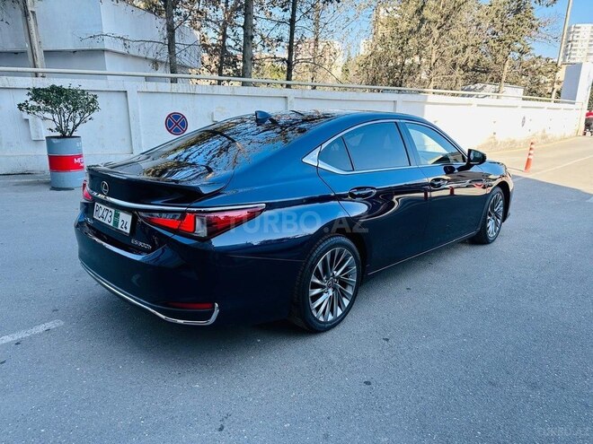 Lexus ES 300h 2023, 23,000 km - 2.5 л - Bakı