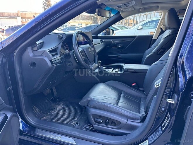 Lexus ES 300h 2023, 23,000 km - 2.5 л - Bakı